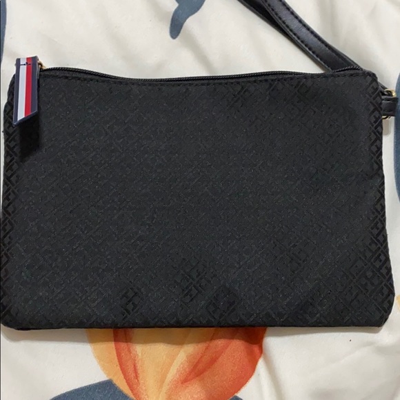 Tommy Hilfiger clutch - Picture 6 of 6